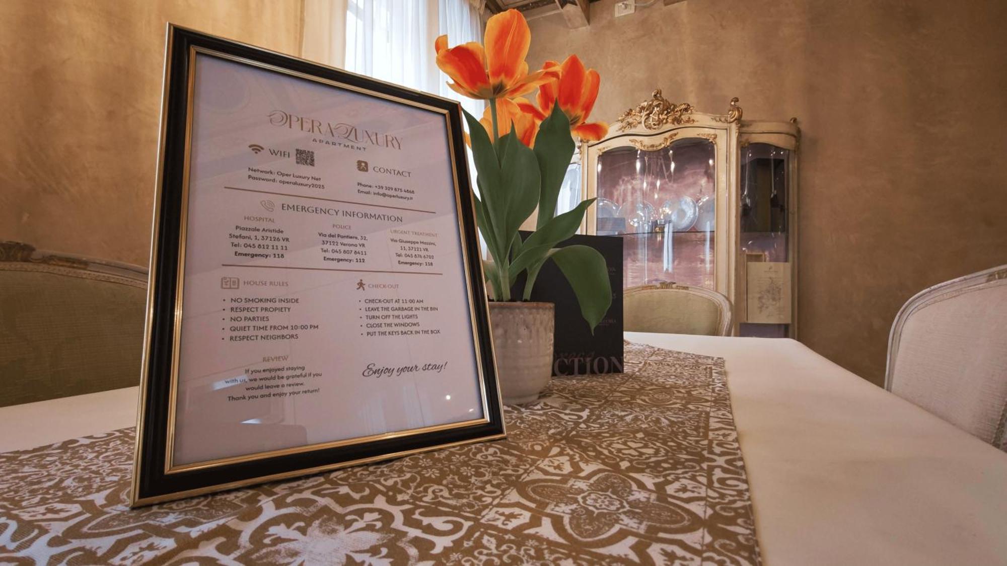 Opera Luxury Apartment Βερόνα Εξωτερικό φωτογραφία