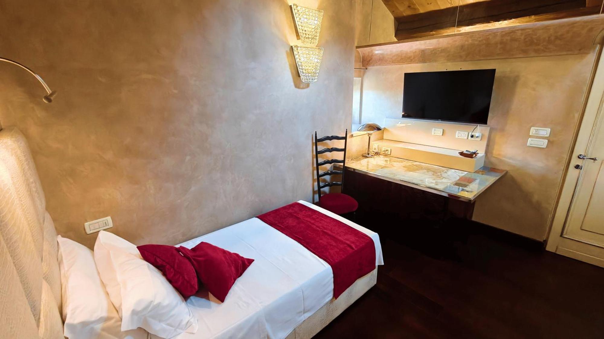 Opera Luxury Apartment Βερόνα Εξωτερικό φωτογραφία