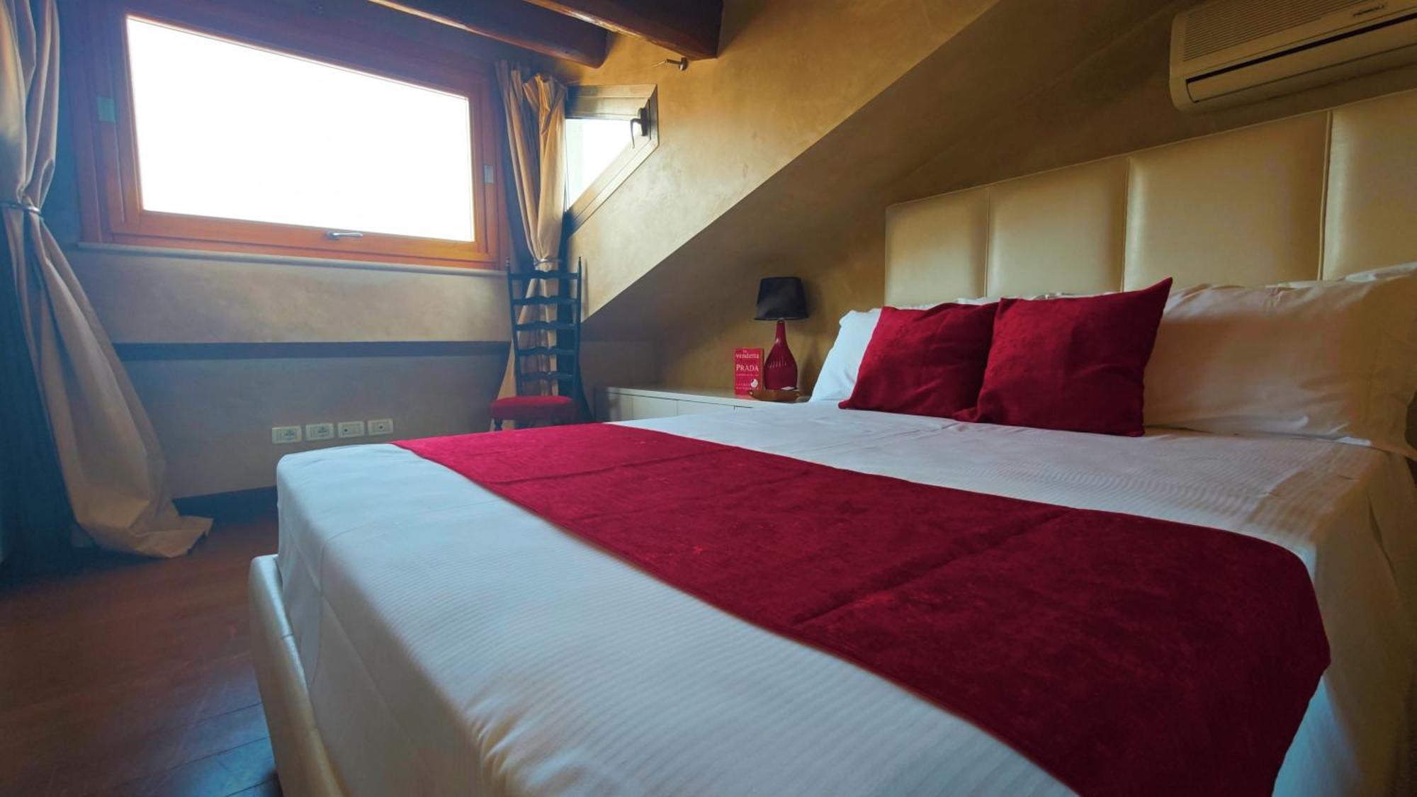 Opera Luxury Apartment Βερόνα Εξωτερικό φωτογραφία
