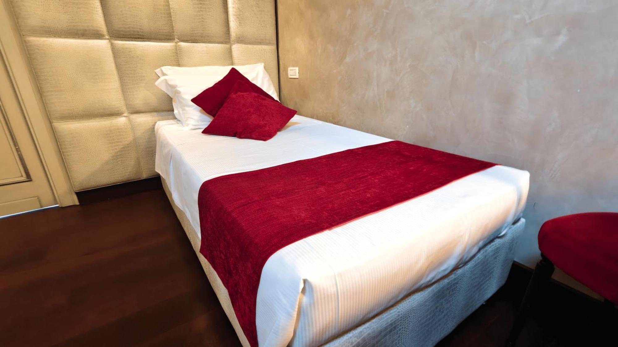 Opera Luxury Apartment Βερόνα Εξωτερικό φωτογραφία