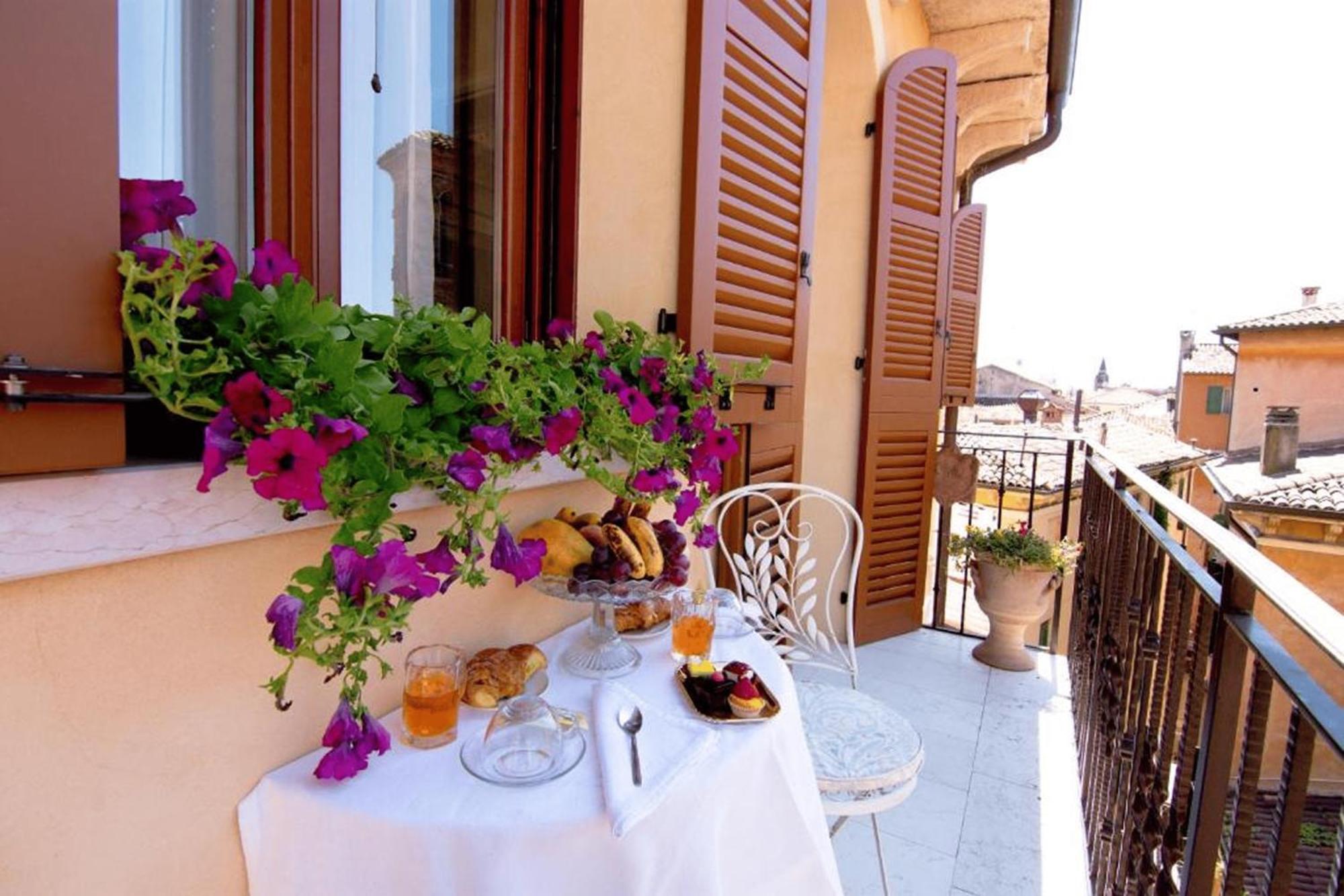 Opera Luxury Apartment Βερόνα Εξωτερικό φωτογραφία